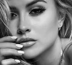 photographer: Matthew Leader Link to image:  https://purpleport.com/portfolio/matthewleader/image/8861751/photographer/?type=front 