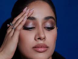 Glitter Eyeshadow: Tacky Or Trendy? Here's What We Think!1