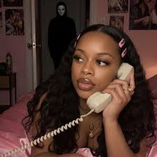 How to calm down an angry woman?