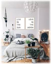 65 Bohemian Minimalist Bedroom Ideas With Urban Outfiters Bohemianminimalistbedroom Minimalistbedroomid Small Bedroom Decor Home Decor Bedroom Simple Bedroom