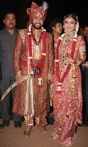 How Bollywood Celebs Dressed At Their Own Wedding Threads Indian Bridal Couture Tarun Tahiliani Bridal Celebrity Wedding Photos