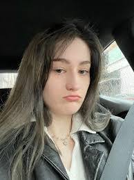 Ana Monroe's Instagram, Twitter & Facebook