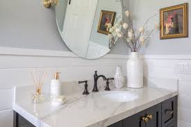 Bathrooms 15 bathroom design trends to watch out for in 2021. Hgtv Bathrooms Farmhouse Bathroom Los Angeles By Soko Interior Design Houzz