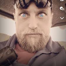 When you're working out at home and realize your having one of them “good  hair days” Hahahaha #ineedacut #toobusytotakecareofmyself