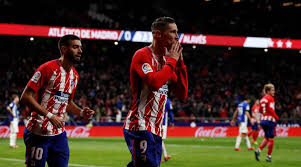 Sağlık ekiplerinin müdahalesi sonrası bilinci açılan torres, deportivolu taraftarların alkışları arasında sedyeyle oyun alanı dışına alındı. Fernando Torres Could Be On His Way Out At Atletico Madrid Sports News The Indian Express