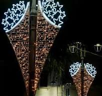 Customized Wholesale Outdoor LED Street Pattern Light Pole Christmas  Decorations