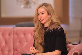 انضمت الفنانة نيللي كريم لحملة واسعة تقودها الفنانة هنا الزاهد بحثا عن كلبها الضائع من فصيلة جيرمن شيبرد، وتم الإعلان رسميا عن تقديم مكافأة 10 القصة بدأت بإعلان من هنا الزاهد عبر خاصية ستوري بحسابها بموقع إنستقرام، نشرت فيه صورة لكلبها المقرب. ØµÙˆØ±Ø© ØµØ§Ø¯Ù…Ø© Ù‡Ù†Ø§ Ø§Ù„Ø²Ø§Ù‡Ø¯ Ø¨Ø¯ÙˆÙ† Ù…ÙƒÙŠØ§Ø¬ Ù…Ø¬Ù„Ø© Ø§Ù„Ø¬ÙˆÙ‡Ø±Ø©