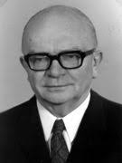1951 - 1955, Dr. Hans <b>Werner Harms</b> Kreispräsident 1955 - 1959 / 1962 - 1970 - Dr_%2BHans%2BWerner%2BHarms-width-135-height-180-p-6478