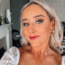 Caroline Pruitt's Instagram, Twitter & Facebook