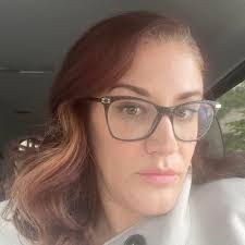 Candice Hendrickson's Instagram, Twitter & Facebook