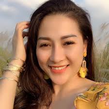 Christie Brinkley, the 71-year-old supermodel who recently published a  memoir, discusses her marriages, relationships and heartbreaks. “I have  enough self-esteem to know that in the right arms I'm lovable,” she said.