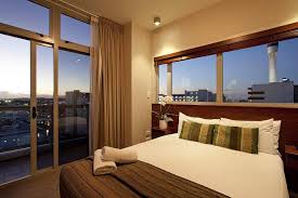 Our apartment had a peek of the sea and was well equipped with laundry and kitchen facilities and a car park is included. One Bedroom Classic Vr Auckland City
