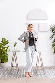 5 Outfits To Wear When You Work From Home Broma Bakery In 2020 Home Outfit Casual Outfits For Moms Spring Work Outfits