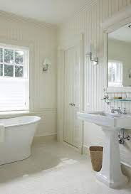 If you think beadboard bathrooms are purely traditional think again. Interior Design Ideas Home Bunch An Interior Design Luxury Homes Blog Beadboard Bathroom Bathroom Design Cottage Bathroom