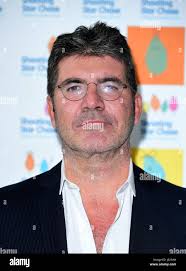 Simon cowell 2017 hi-res stock photography and images