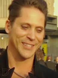 Neil Garrard's Instagram, Twitter & Facebook