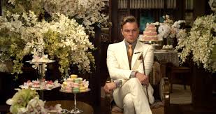 Tobey maguire portrays nick carraway and leonardo dicaprio is jay gatsby in 'the great leonardo dicaprio, carey mulligan and joel edgerton in a scene from 'the great gatsby'. The Great Gatsby Crew Had To Create A Special Privacy Shield For Leonardo Dicaprio Vanity Fair