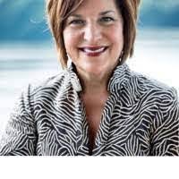 Kristen Estep's Instagram, Twitter & Facebook