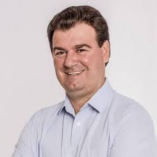 Gildo Dias anuncia a distribuição de 7 toneladas de peixe para a população  de Sairé