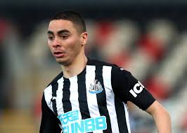 The inbetweeners is a british coming of age sitcom television series created damon beesley and iain morris it original aired on e4. Bbc Sport On Twitter Steve Bruce Has Called Miguel Almiron S Agent An Amateur Looking To Make A Fast Buck Https T Co O07vbtia5e Nufc Bbcfootball Https T Co Papvaxa0sm