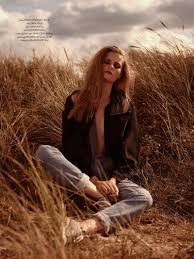 Lin Rosenbeck Goes Outdoors For Costume Magazine By Hordur Ingason Outdoor Photoshoot Fall Photoshoot Model Photography Impromptu shoot, utilising the on camera flash (which i usually hate!) image size.