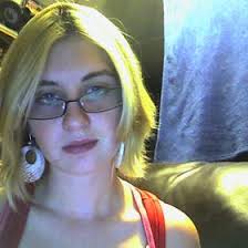 Miranda Bouchard (nikialou27)