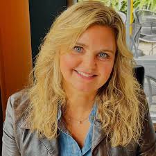 Diane Conroy (@diane.conroy.realtor) • Instagram photos and videos