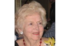 Estelle Mcdaniel's Instagram, Twitter & Facebook