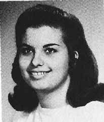 Juanita Richter's Instagram, Twitter & Facebook