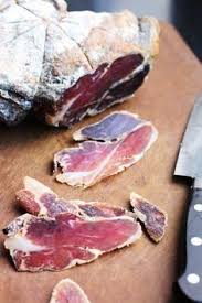 Jambon Sec D Agneau Epice Sale Et Seche Maison Recette Par Un Peu Gay Dans Les Coings Gay Hijos Y Prosciutto
