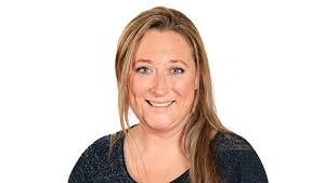 Fiona Walters's Instagram, Twitter & Facebook