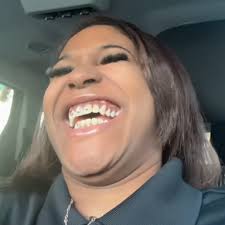 ANY ADVICE FOR THOSE OF US WHO WANT TO BECOME AN ACTRESS/ACTOR?