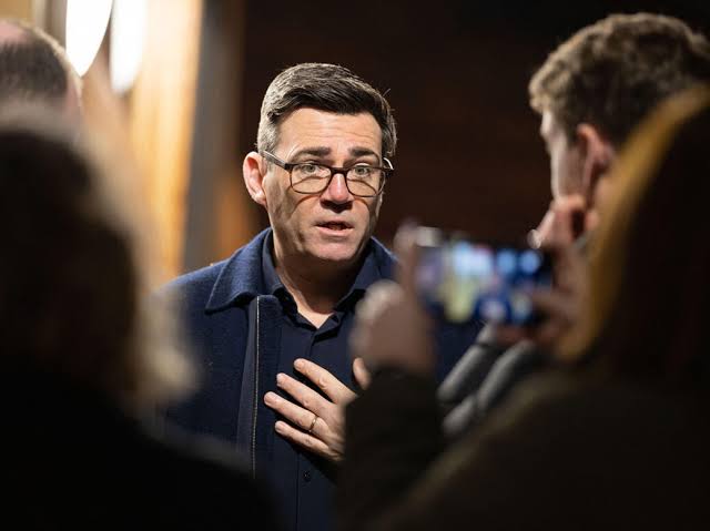 Andy Burnham blocking caused "anxiety", Labour MPs tell Starmer