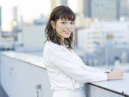 三谷紬アナはアナウンサー試験のため大変身 服装や髪型を大胆に変えた 紬 アナウンサー 女子ファッション