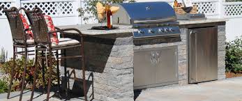 It has some of the best ice cream i have ever had, serioiusly, go there. Summer Kitchen Creative Outdoor Orlando