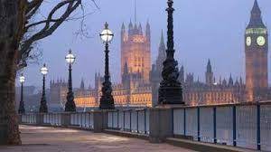 London adalah kota tempat pengunjung dapat menikmati suasana kuno dan modern, lalu menikmati secangkir teh ketika mereka lelah, seperti yang dilakukan warga asli. Hasil Gambar Untuk Tempat Menarik Di London London Attractions Places To Go London