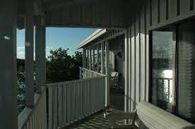Remember to bring the sunscreen, towel or maybe the surf board to this location. Bahia Honda State Park Raised Cabins Along Lagoon Picture Of Bahia Honda State Park Campgrounds Big Pine Key Tripadvisor