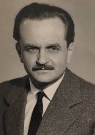 He started as a populist poet and in his early youth was a believer in socialist ideology. Laszlo Regeczy Nagy 1925