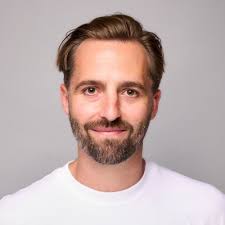 How to Share Your Experience with Global Teams