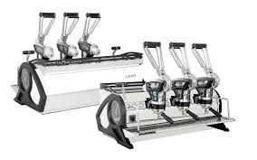 All machines, coffee machines, commercial machines, domestic machines, la marzocco, la marzocco gs stands for its saturated brew group (gruppo saturo). Leva S La Marzocco
