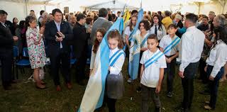 Obrero, porque desempeñaba un trabajo noble y honrado para mantener a su familia, san josé tenía por oficio el ser carpintero, labor que también enseño a nuestro señor jesús. El Colegio San Jose Obrero Celebro Su 50Âº Aniversario Neuquen Informa