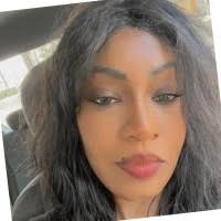 40+ "Dr Leslie" profiles