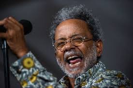 WWOZ 90.7 FM's mission is to be the worldwide voice, archive, and flag-  bearer of New Orleans music. Owned by the New Orleans