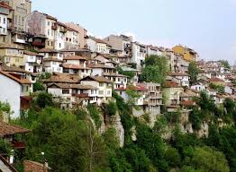 La sfarsit de mai am dat o fuga pana acolo, cu fetele, si am redescoperit orasul si. Revelion 2021 La Veliko Tarnovo Bulgaria