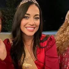 Lacey Hardy's Instagram, Twitter & Facebook