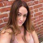 Tiffany Klaus's Instagram, Twitter & Facebook