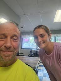 $1.50 HUGE slices, $2.50 HUGE drafts AND Kathy Sedore Wildey !!!!! Tony's  Pizza Oneida St Washington Mills