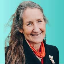 Ultimate REFRESHING WATERMELON AND PINEAPPLE JUICE -Ingredients You'll  Need: 3 cups of fresh watermelon (seedless) 2 cups of fresh pineapple  (peeled and chopped) 1 tablespoon of fresh lemon or lime juice (optional)