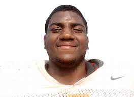 Deondre Clark Defensive End Recruiting Profile