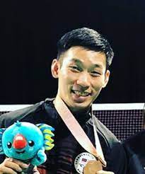 Stay up to date on chan peng soon and track chan peng soon in pictures and the press. Chan Peng Soon S Badminton Racket 360badminton
